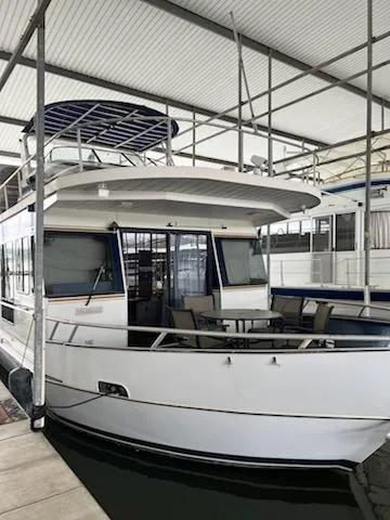 Slide: The Image of Monticello River Yacht 2001 - 71