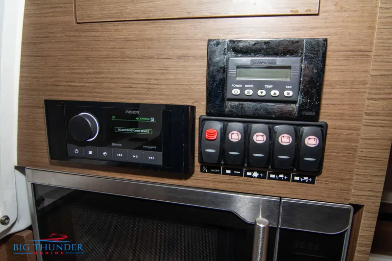 Slide: The Image of Jeanneau Leader 10.5 2020 - 83