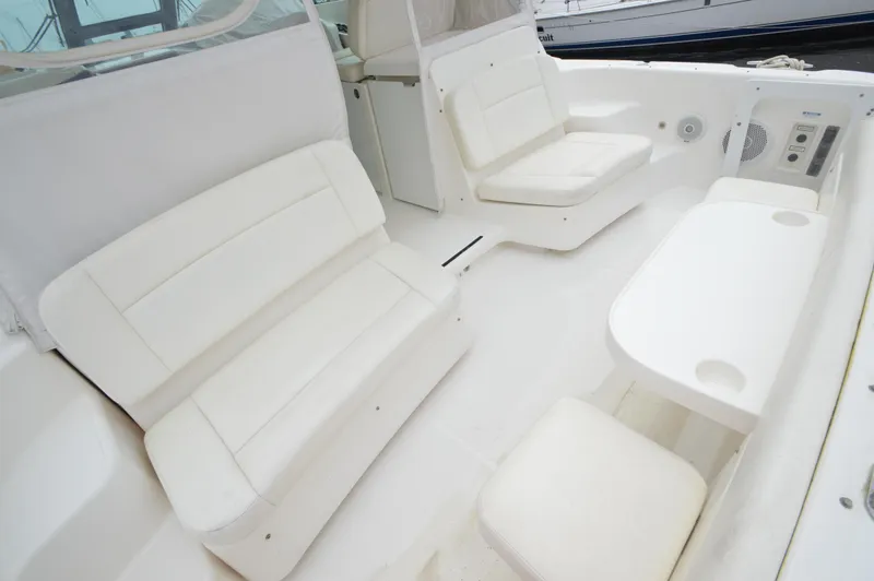 Slide: The Image of Tiara 3600 Sovran 2005 - 11