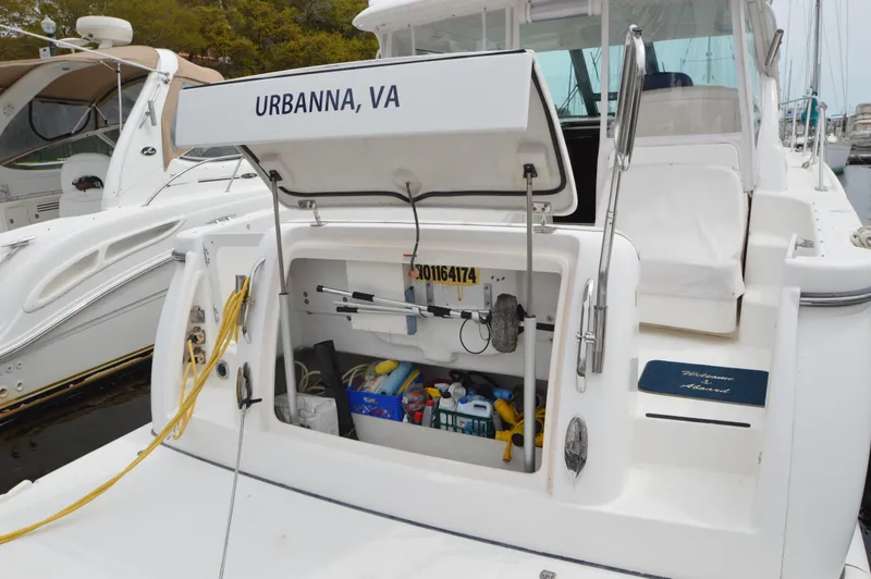 Slide: The Image of Tiara 3600 Sovran 2005 - 15