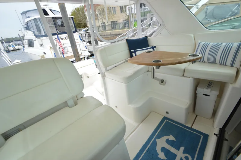 Slide: The Image of Tiara 3600 Sovran 2005 - 19