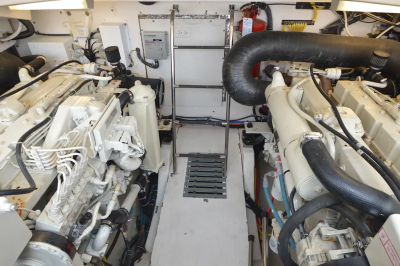 Slide: The Image of Tiara 3600 Sovran 2005 - 45