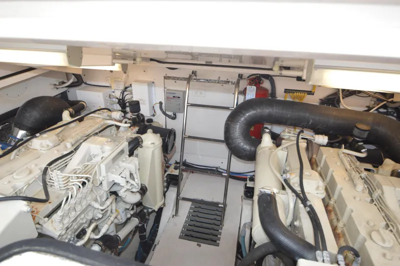 Slide: The Image of Tiara 3600 Sovran 2005 - 47