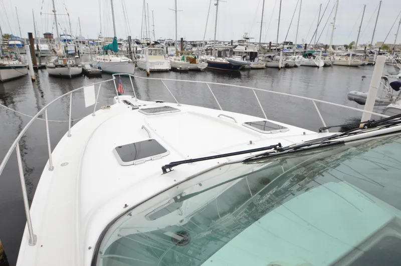 Slide: The Image of Tiara 3600 Sovran 2005 - 48