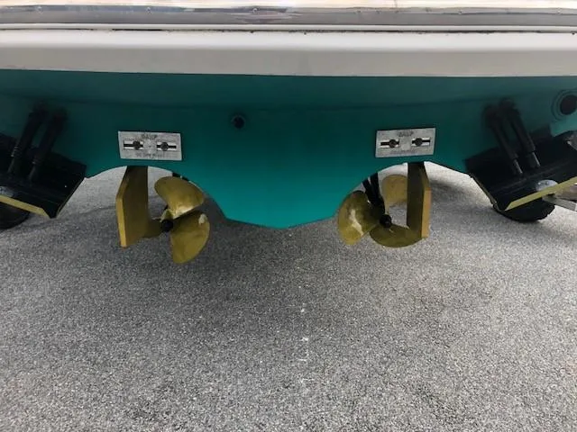 Slide: The Image of Tiara 3600 Sovran 2005 - 53