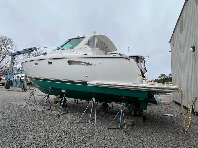 Slide: The Image of Tiara 3600 Sovran 2005 - 57