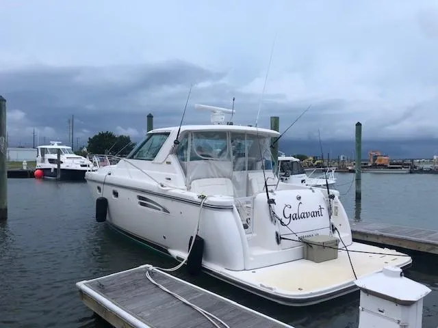 Slide: The Image of Tiara 3600 Sovran 2005 - 6