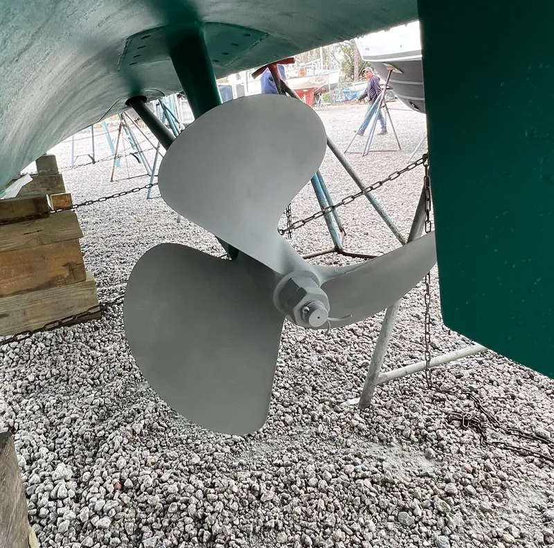 Slide: The Image of Tiara 3600 Sovran 2005 - 61