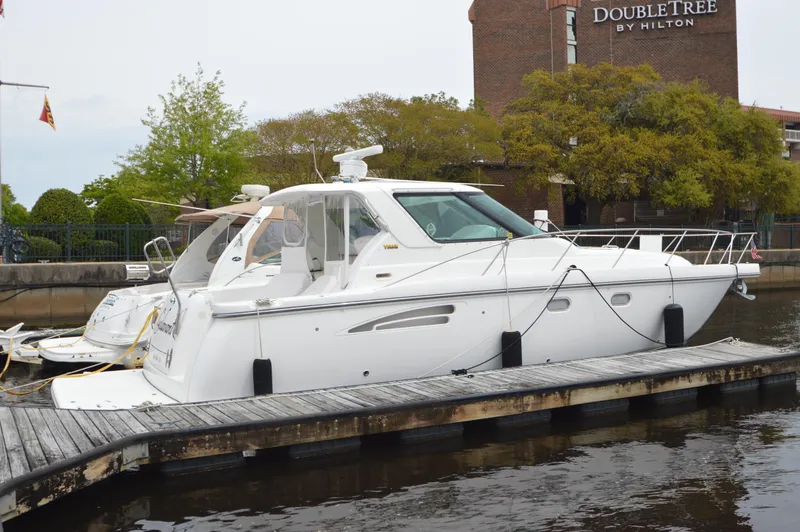 Slide: The Image of Tiara 3600 Sovran 2005 - 7