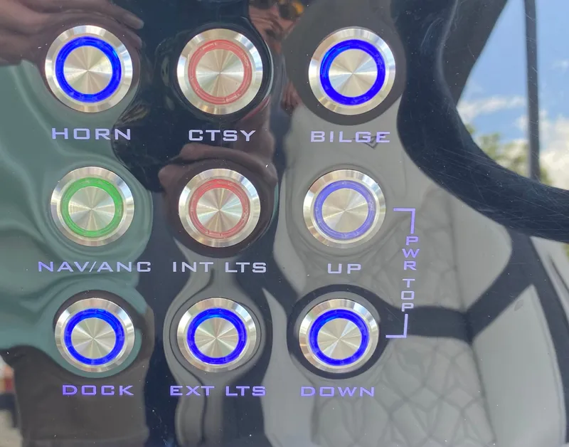 Slide: The Image of 2024 Viaggio Diamante 24U control panel with labeled buttons for various functions. - 10