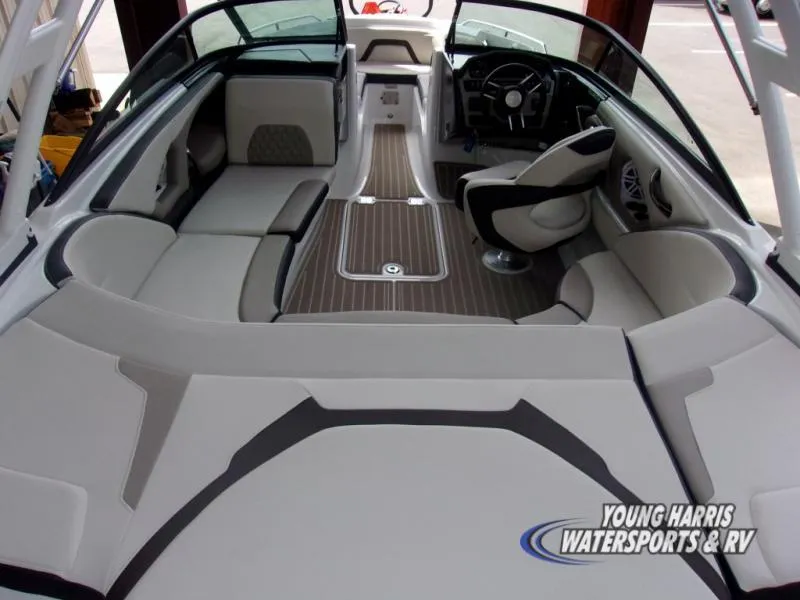 Slide: The Image of Monterey 224FS 2024 - 5