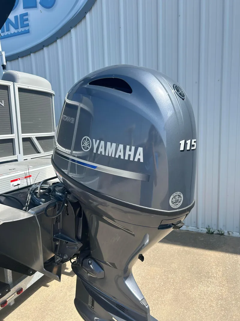 Slide: The Image of 2024 Bennington 22 SVSR with Yamaha 115 outboard motor. - 4