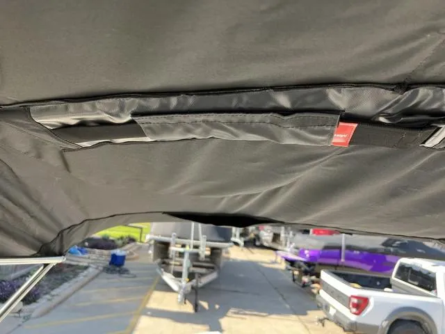 Slide: The Image of MasterCraft XT20 2024 - 9