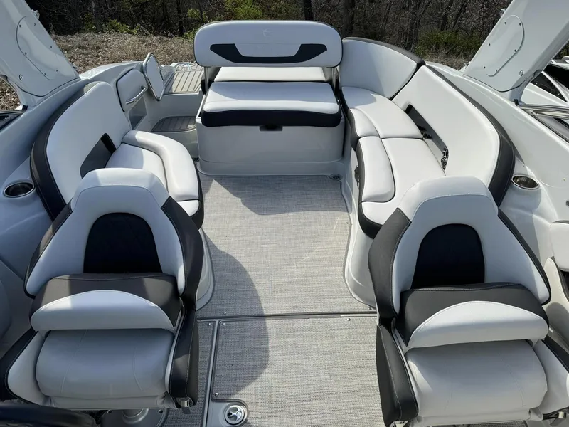 Slide: The Image of Crownline Boats 290 SS 2024 - 14