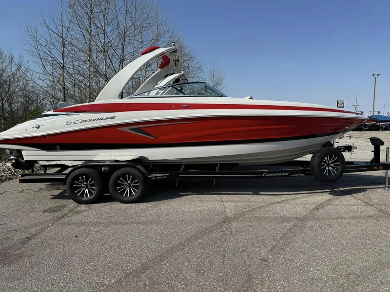 Slide: The Image of Crownline Boats 290 SS 2024 - 15