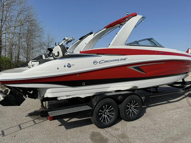 Slide: The Image of Crownline Boats 290 SS 2024 - 5