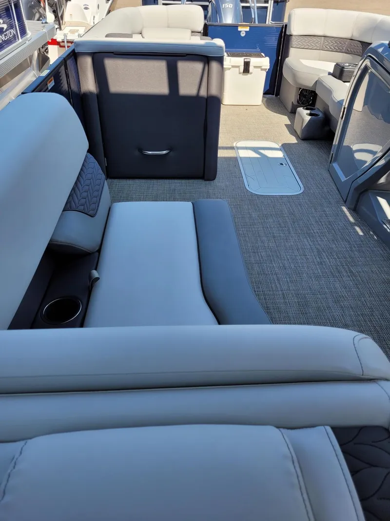 Slide: The Image of Monaco MC255SD 2024 - 11