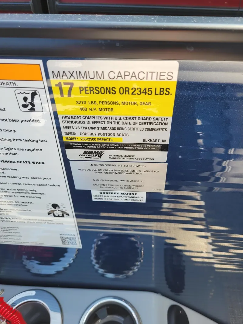 Slide: The Image of Monaco MC255SD 2024 - 16