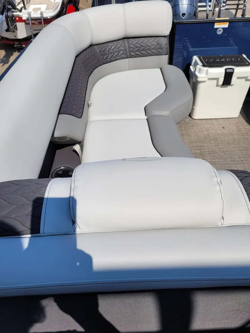 Slide: The Image of Monaco MC255SD 2024 - 19