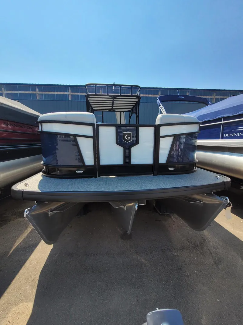 Slide: The Image of Monaco MC255SD 2024 - 21