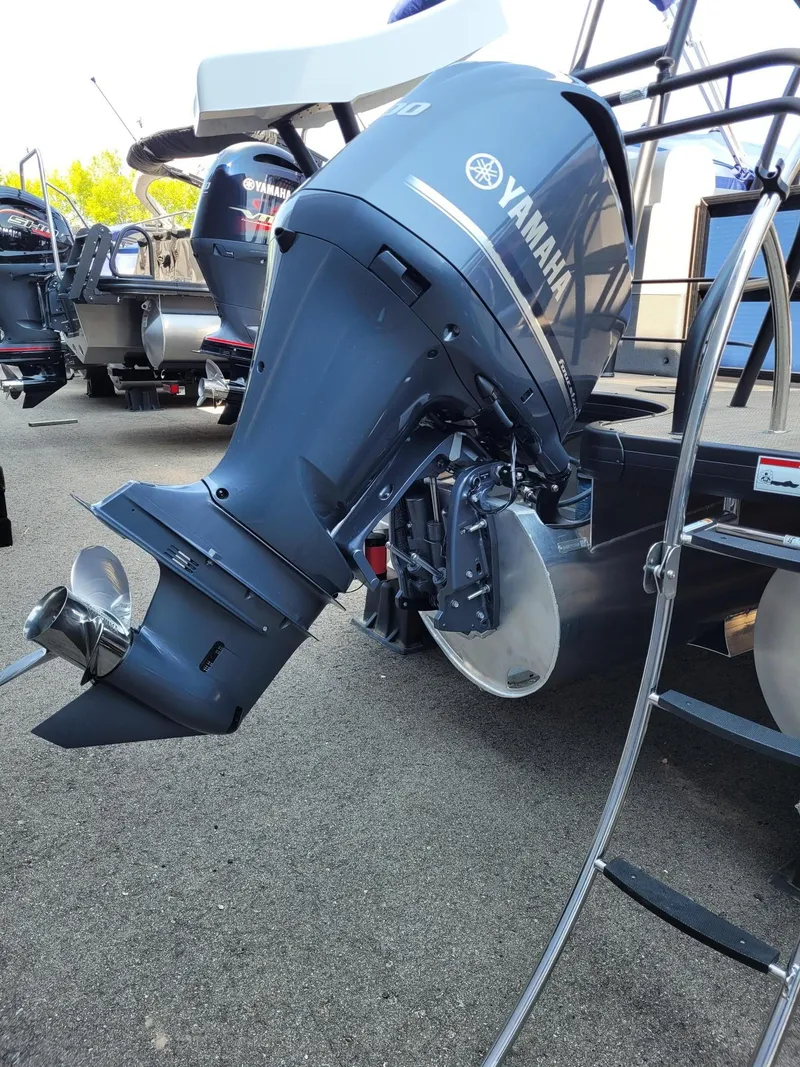 Slide: The Image of Monaco MC255SD 2024 - 5