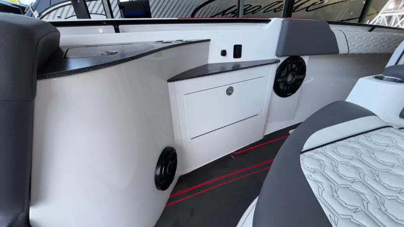 Slide: The Image of Fountain 43 SCX 2024 - 67