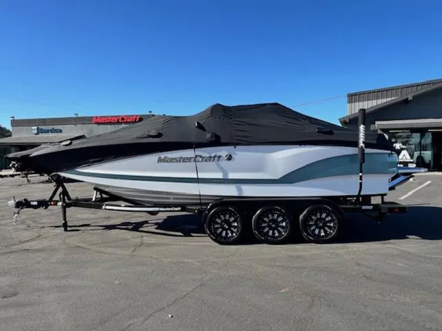 Slide: The Image of MasterCraft X24 2024 - 20