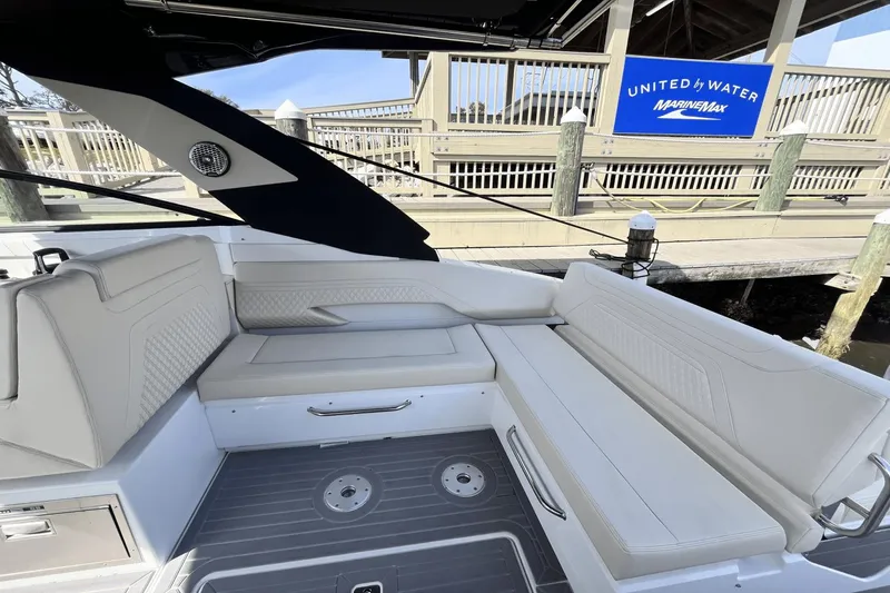 Slide: The Image of Cruisers 34 GLS OB 2025 - 11