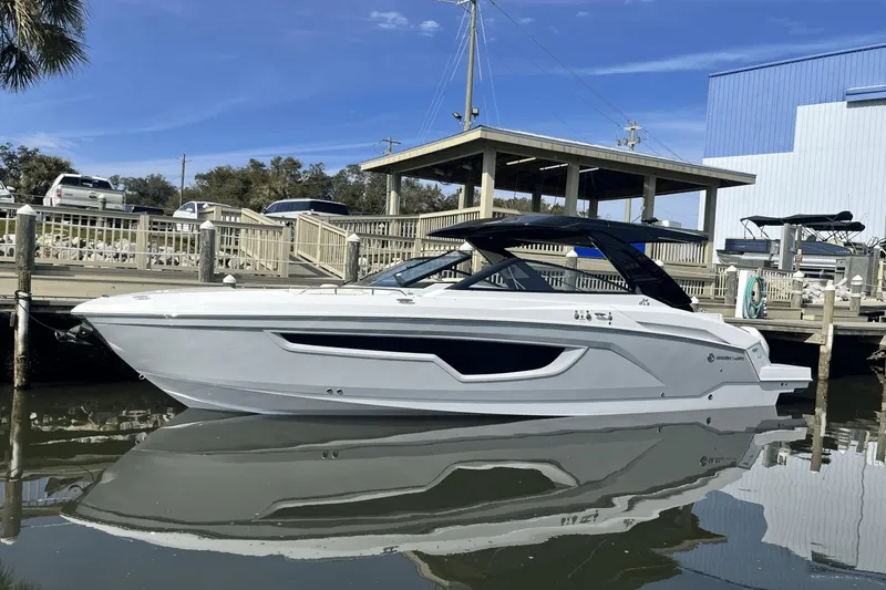 Slide: The Image of Cruisers 34 GLS OB 2025 - 5