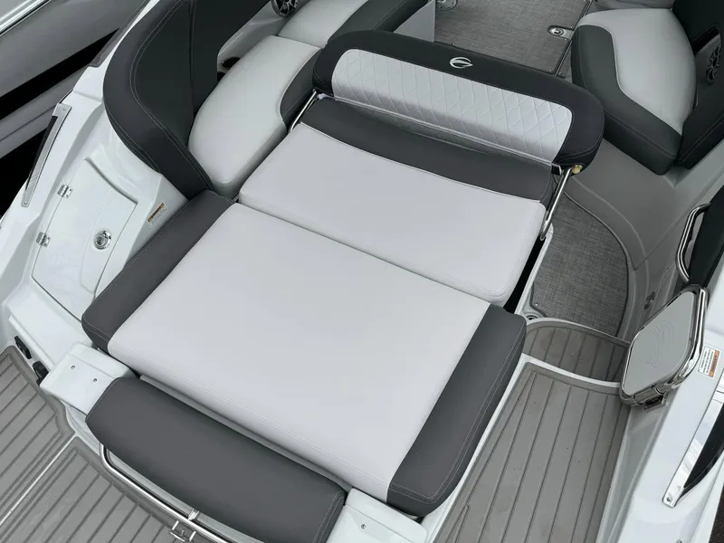 Slide: The Image of Crownline Boats 290 SS 2024 - 12