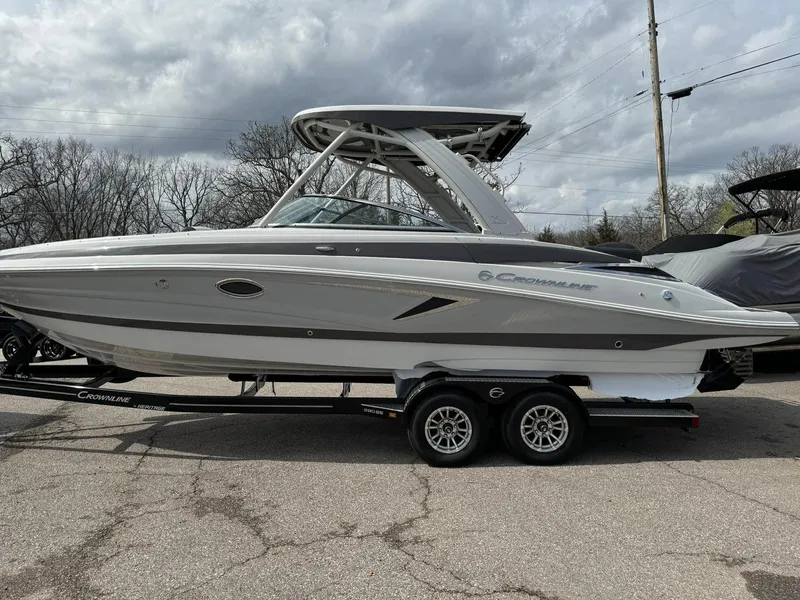 Slide: The Image of Crownline Boats 290 SS 2024 - 13