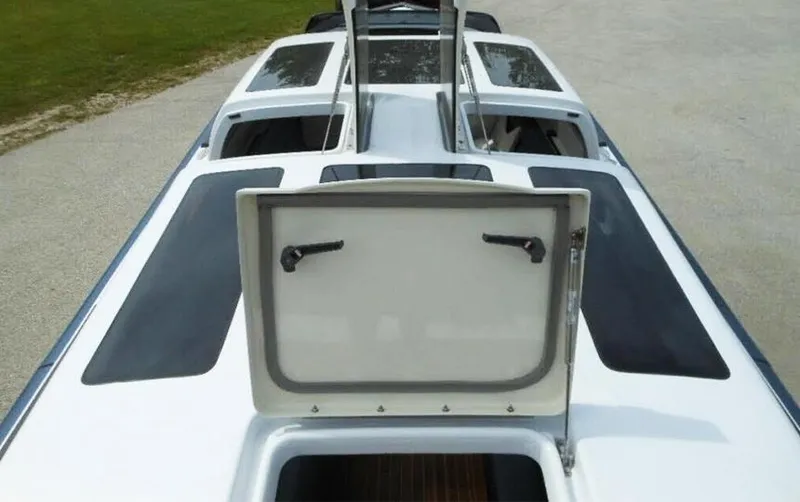 Slide: The Image of Goetz Water Limo Tender 2008 - 15