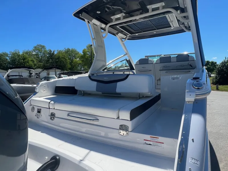 Slide: The Image of Chaparral 280 OSX 2024 - 7