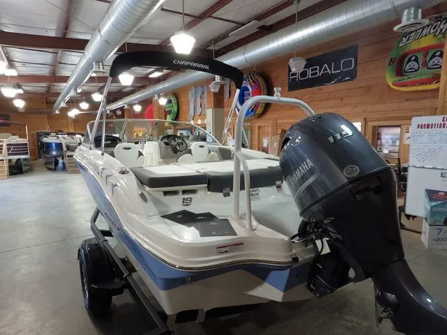 Slide: The Image of Chaparral 19 SSi OB 2024 - 18