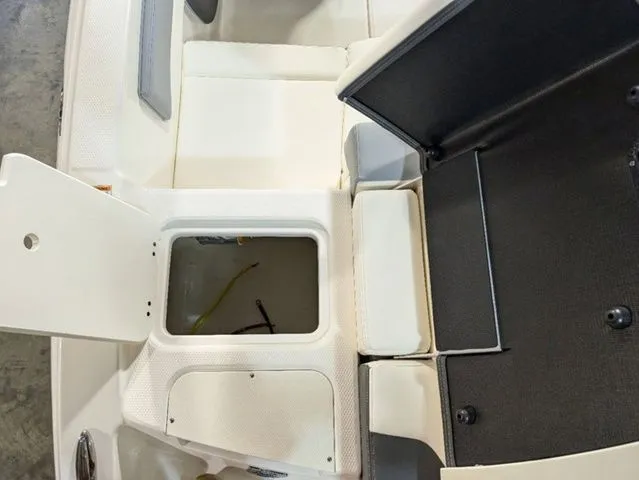 Slide: The Image of Chaparral 19 SSi OB 2024 - 29