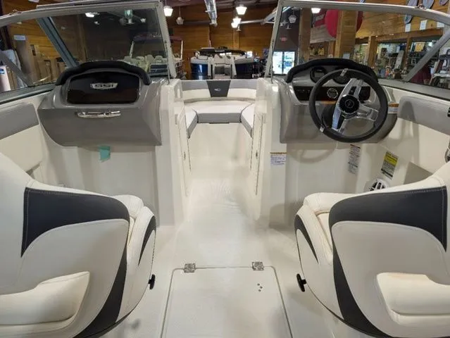 Slide: The Image of Chaparral 19 SSi OB 2024 - 32