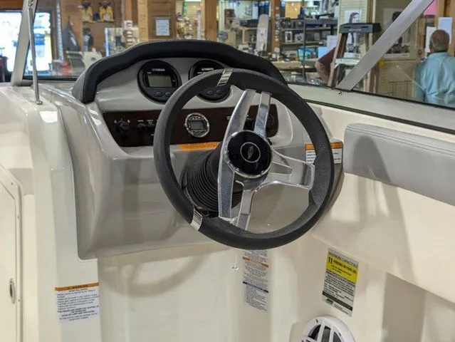 Slide: The Image of Chaparral 19 SSi OB 2024 - 33