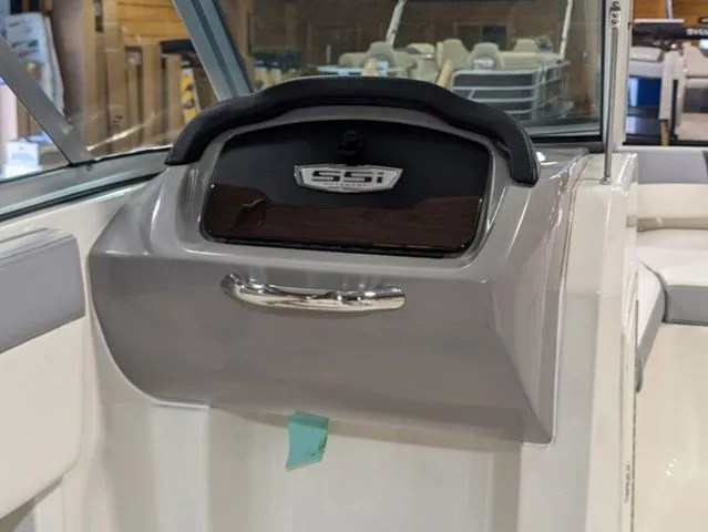 Slide: The Image of Chaparral 19 SSi OB 2024 - 35