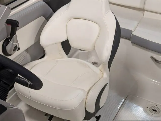 Slide: The Image of Chaparral 19 SSi OB 2024 - 44