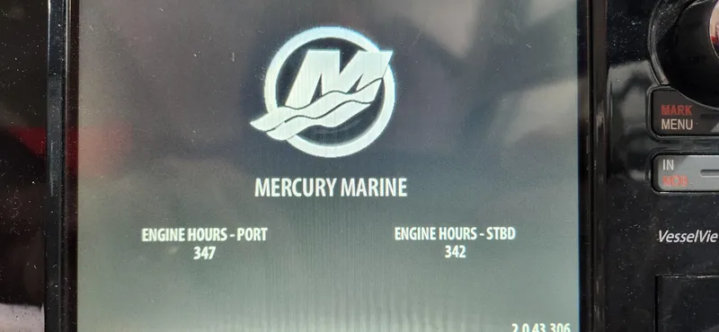 Slide: The Image of Mercury Marine engine hours display on a 2015 Formula 350 CBR boat. - 20