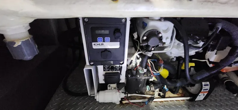 Slide: The Image of 2015 Formula 350 CBR engine compartment with Kohler generator. - 28