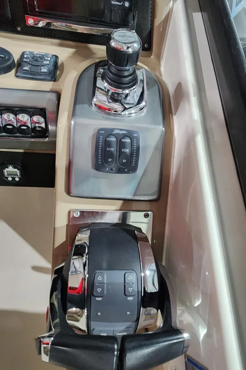 Slide: The Image of Control panel of a 2015 Formula 350 CBR boat. - 47