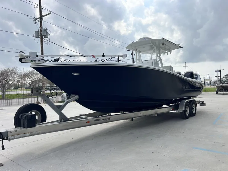 Slide: The Image of Yellowfin 29 Offshore 2018 - 25