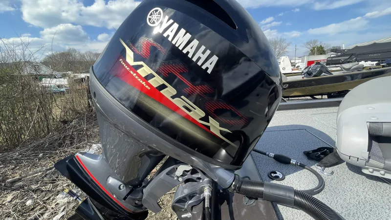 Slide: The Image of G3 Sportsman 1810SC Vinyl 2024 - 16