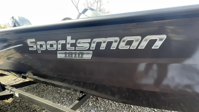 Slide: The Image of G3 Sportsman 1810SC Vinyl 2024 - 2