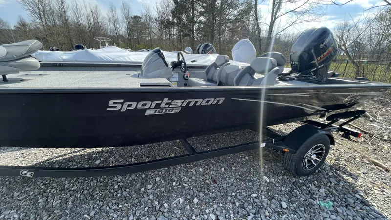 Slide: The Image of G3 Sportsman 1810SC Vinyl 2024 - 4