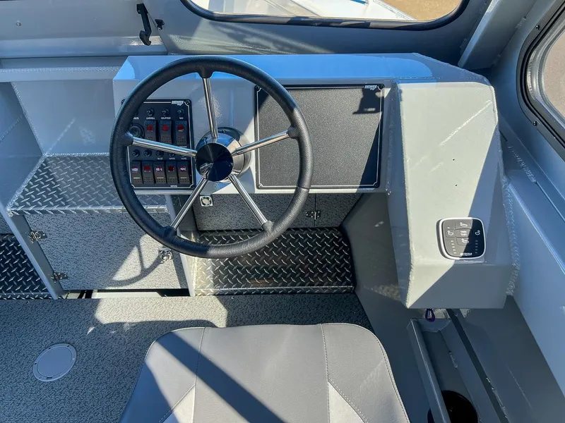 Slide: The Image of Hewescraft 220 Ocean Pro HT 2025 - 9