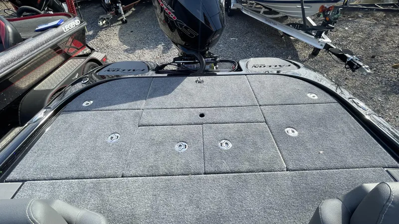 Slide: The Image of Falcon F205 2024 - 10