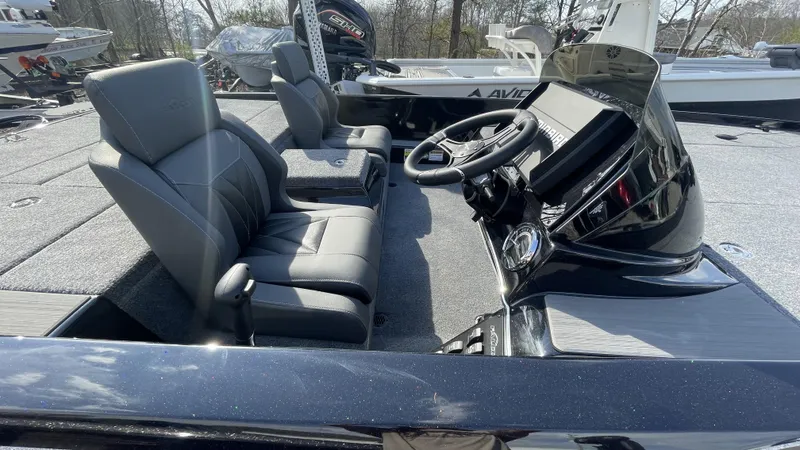 Slide: The Image of Falcon F205 2024 - 15