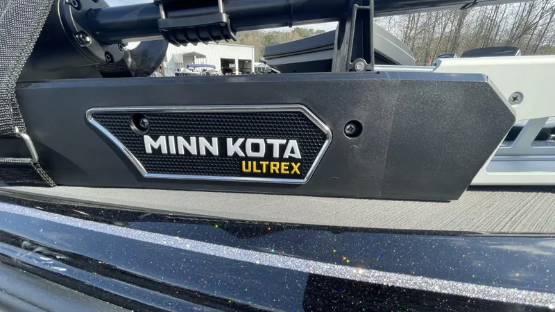 Slide: The Image of Falcon F205 2024 - 16